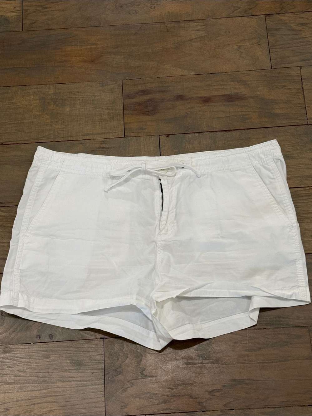 Women's Gap Cotton White Drawstring Shorts size 10